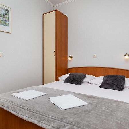 Apartments By The Sea Duce, Omis - 5973 외부 사진