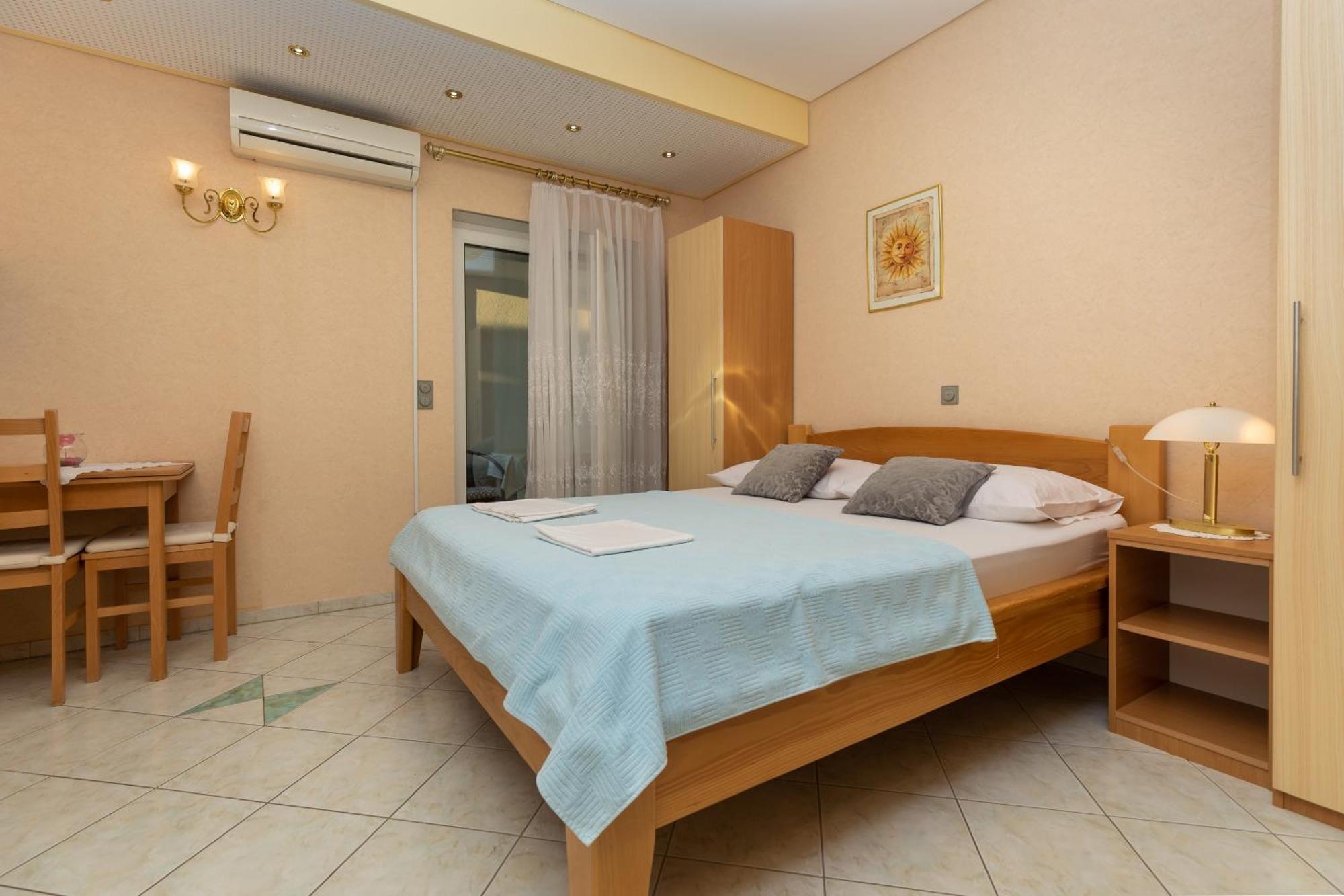 Apartments By The Sea Duce, Omis - 5973 외부 사진