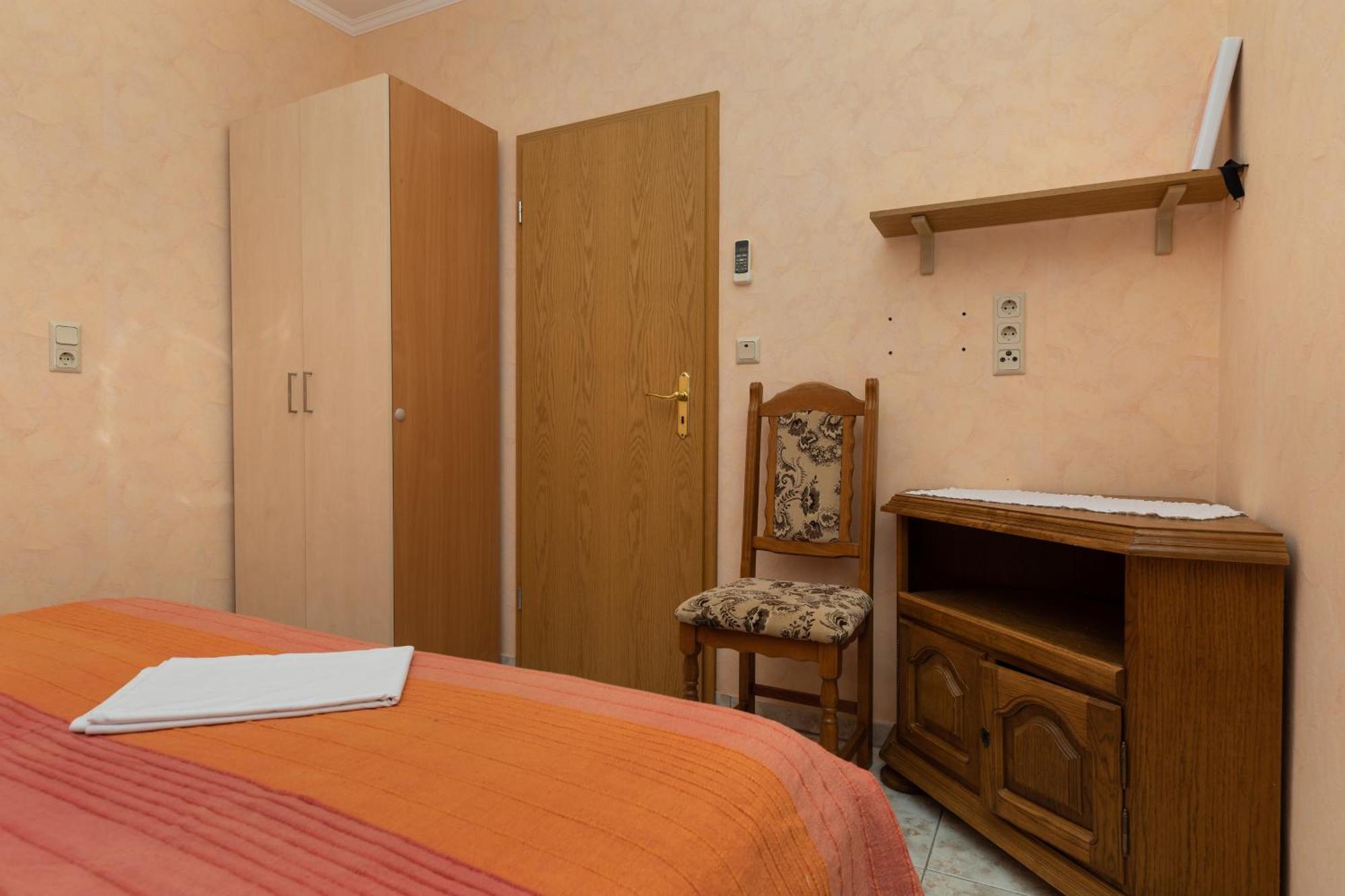 Apartments By The Sea Duce, Omis - 5973 객실 사진
